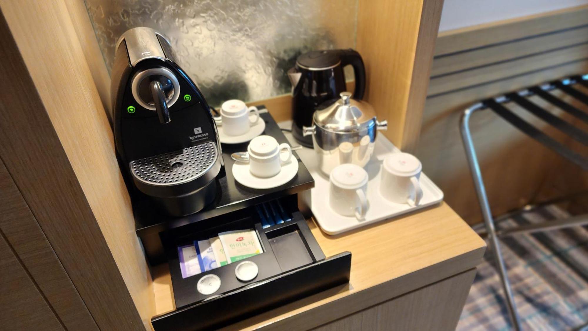 Novotel Ambassador Seoul Gangnam Exteriör bild